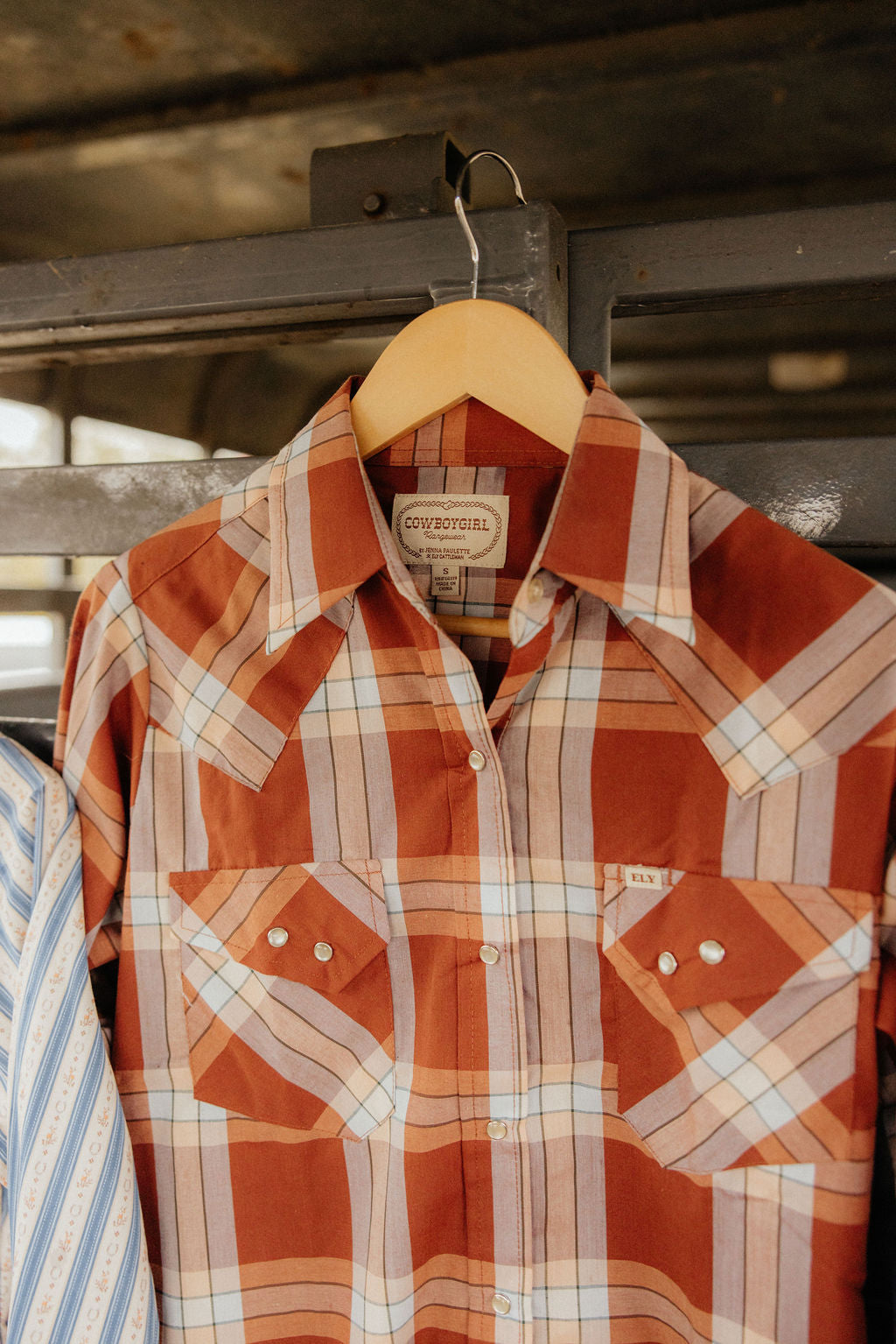 COWBOYGIRL: the Ranch Rig Pearl Snap