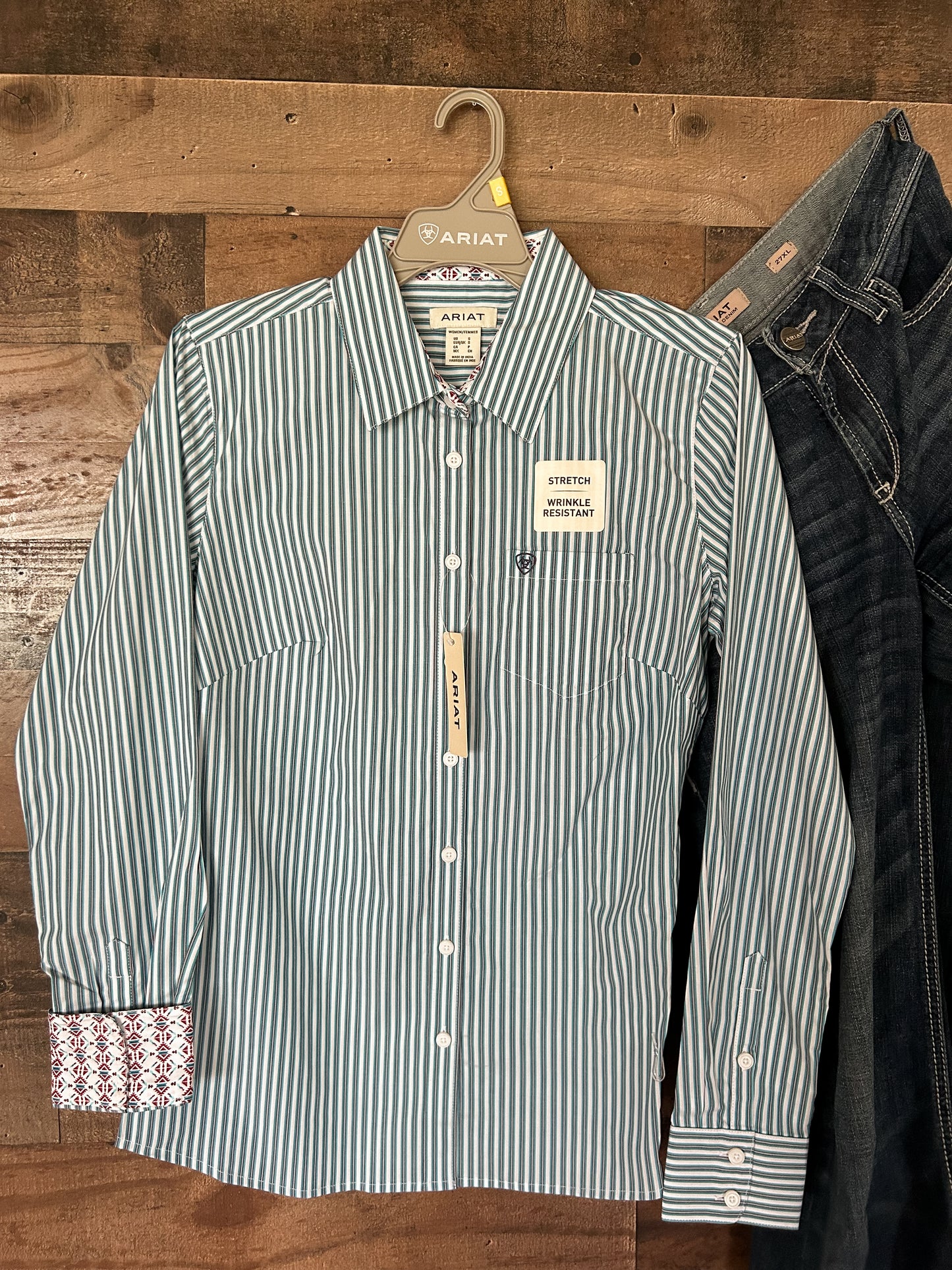 ARIAT: The Kirby Stretch Shirt in Capri Stripe