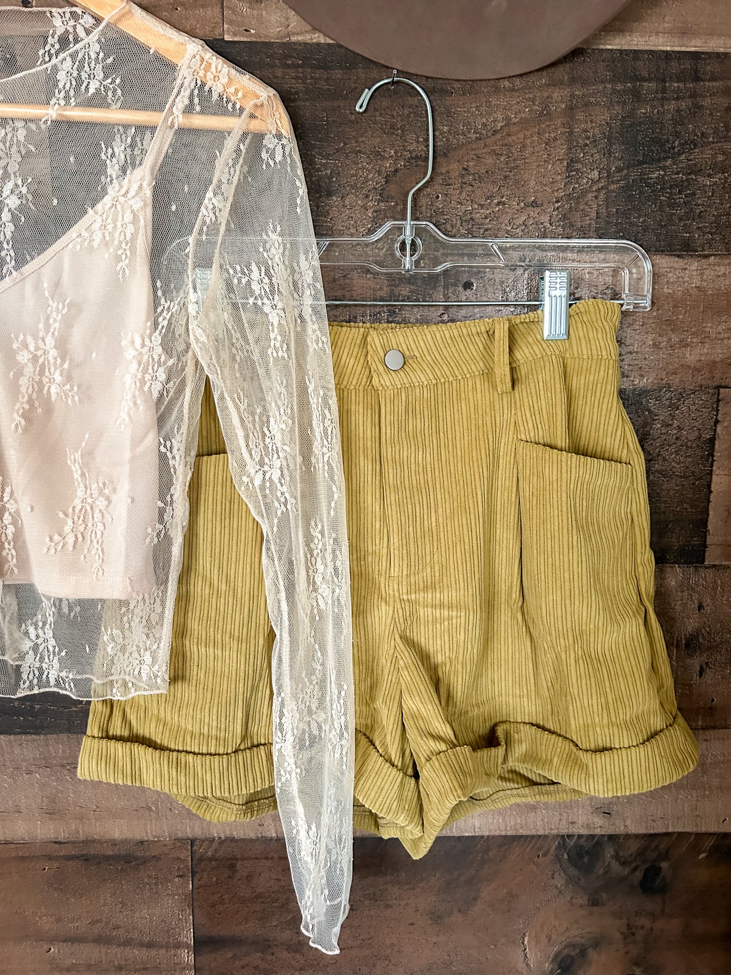 The Josie Corduroy Shorts in Green