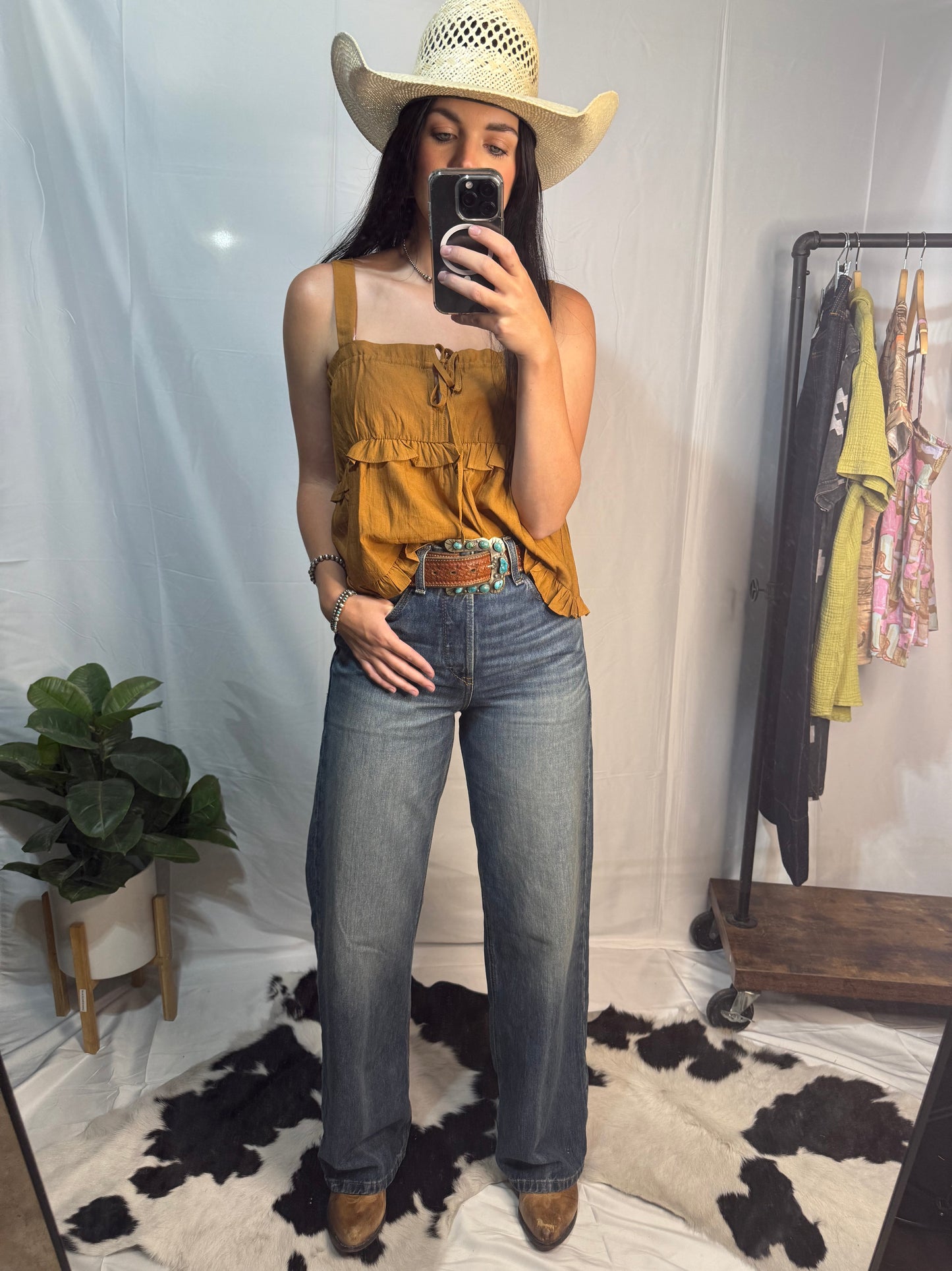 ARIAT: The Moana Wide Leg Jean