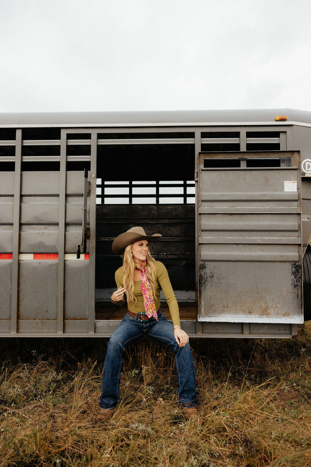 ARIAT: The Ella High Rise Slim Trouser