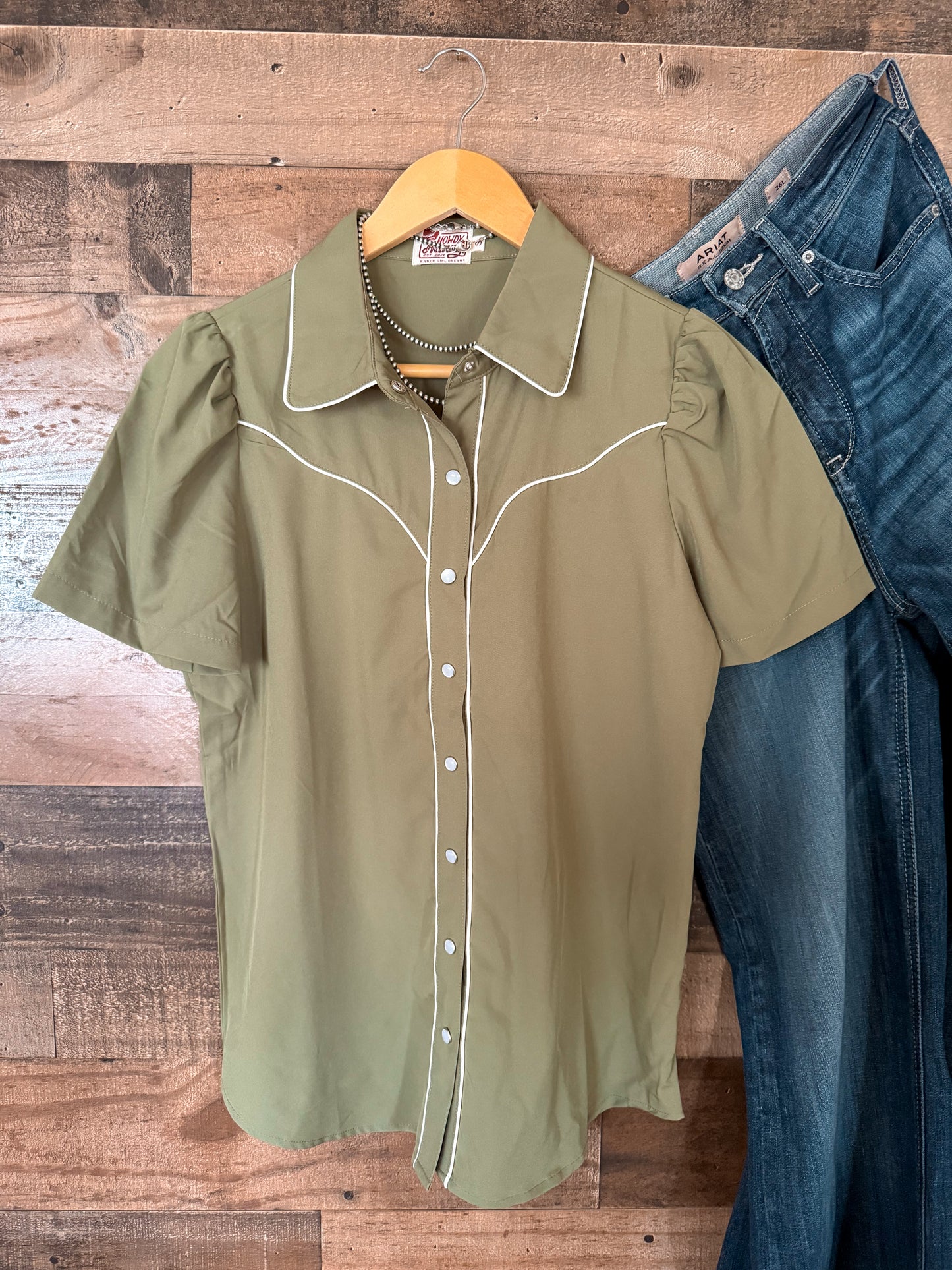 The Olive Pearl Snap
